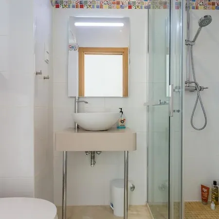 Fisherman's House In Oldtown With Exclusive Rooftop Holiday home *